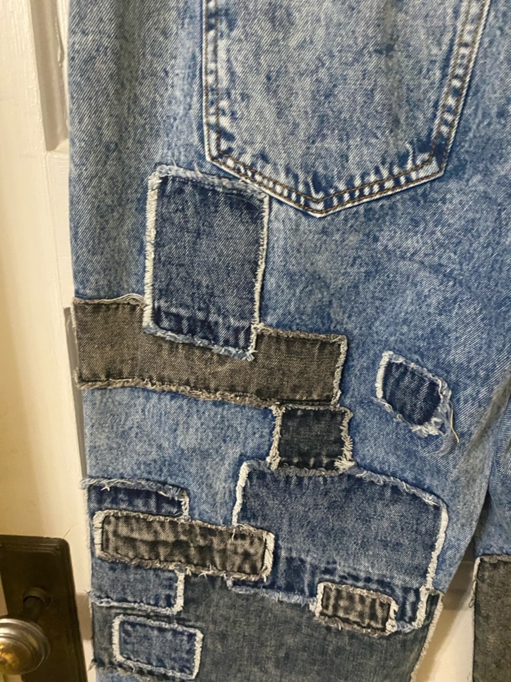 Oli & Hali Multi-Patchwork Wide Leg Denim Jeans - NIB Waist 32” Inseam 31”. - Picture 4 of 13